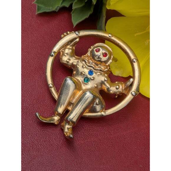 Vintage Pierrot Clown Brooch Pin, Hat Scarf Purse Pin - Picture 1 of 9